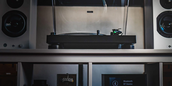 Toca discos moderno digital Audio-Technica